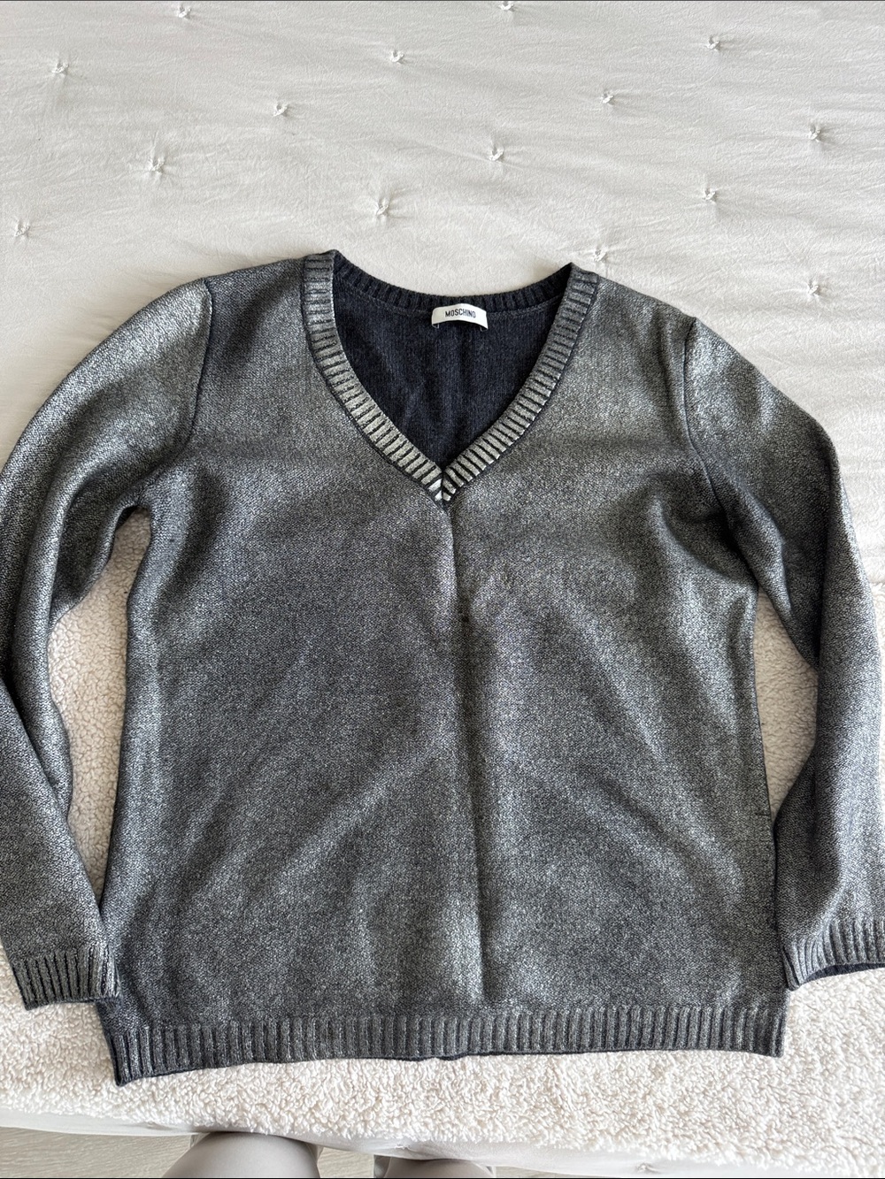 Moschino Metallic Gray V-Neck Sweater cashmere